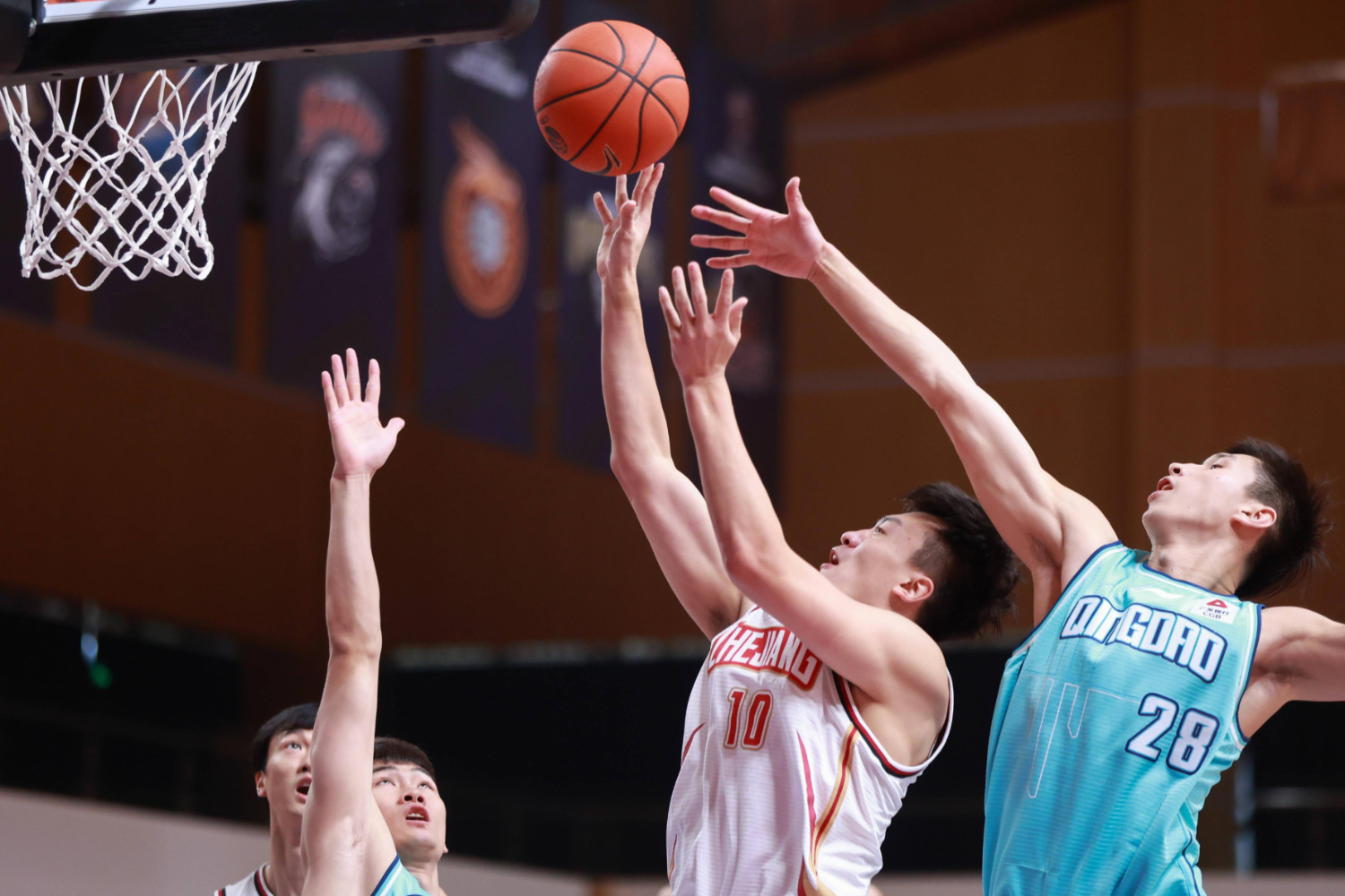 九游网址 -今晚体能课后,浙江稠州绝杀压哨备战德甲,悬念犹存,赛季目标并未改变(救助全身燃烧的伤员采取哪种措施)