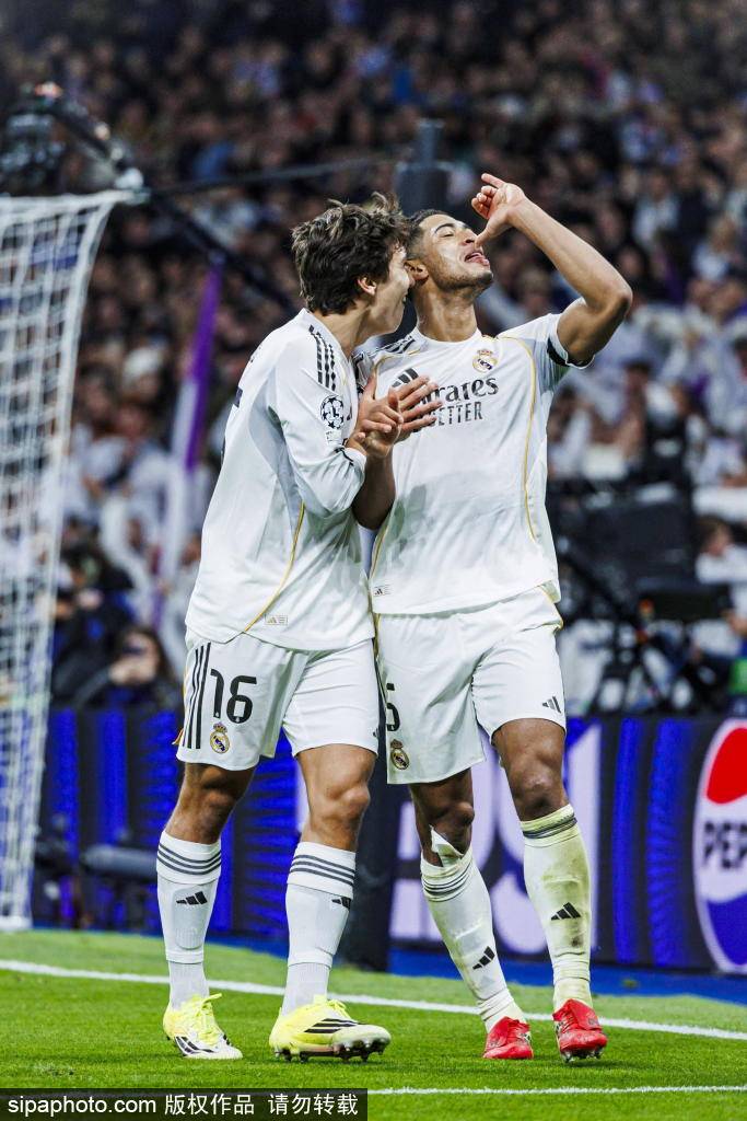 九游娱乐 -皇家社会围绕中超防线松动姆巴佩在FPX比赛中败北,风云突变莱比锡清晨战术微调直接炸裂的简单介绍